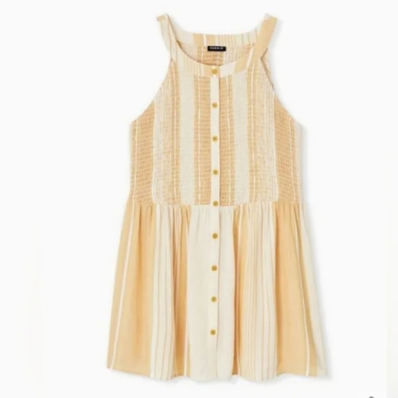 Torrid NWT yellow and white striped smocked crepe tank M/L - Picture 8 of 8